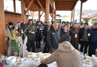 Tradicionalno druženje s građanima na Veliki petak u Gospiću