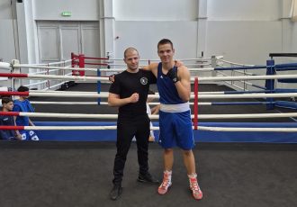 BRAVO: Josip Samolov, mladi gospićki boksač,  ostvario važnu pobjedu u nacionalnoj razvojnoj ligi