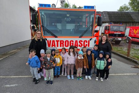 Dobrovoljno vatrogasno društvo Brinje otvorio vrata najmlađima i mještanima