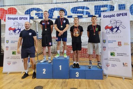 Gospić Open okupio 180 mladih hrvača iz tri zemlje na 22. međunarodnom turniru