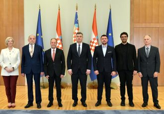 Dragica Jerkov među predstavnicima Hrvatske zajednice inovatora na prijemu kod predsjednika Milanovića