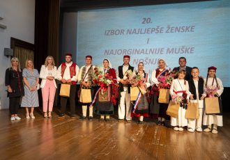 Održan izbor najljepše djevojke u narodnoj nošnji i najoriginalnije muške narodne nošnje u sklopu 26. Smotre folklora u Otočcu