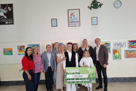 Odgovornost prema okolišu na djelu: Učenici OŠ dr. Jure Turića Gospić osvojili vrijednu dm-ovu nagradu