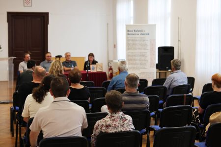 U Otočcu predstavljena knjiga “Prvi hrvatski tiskar Broz žakan“