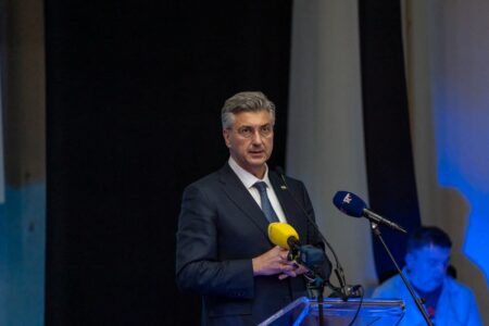 Plenković o aferi koja trese Gospić: „Riješit ćemo i ovaj problem“
