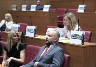Žestok dan u Saboru zbog Like: Oporba traži odgovornost, vladajući ih optužuju za skupljanje bodova