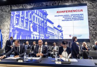 Godišnja konferencija hrvatskih diplomata: Grlić Radman, Jandroković i Marta Kos na otvaranju