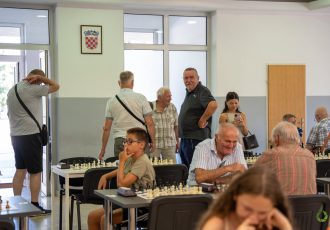 U Gospiću započeo 12. memorijalni šahovski turnir „Prof. Grga Rupčić“
