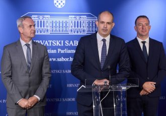 HDZ prozvao oporbu zbog Ustavnog suda, Mažar se osvrnuo i na Benčić