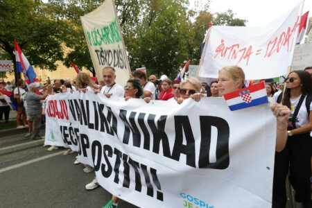 Bušić s Trga bana Jelačića: U roku od 20 dana tražimo konkretan plan sanacije za Gospić