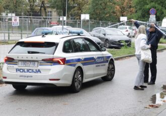 Policija i Hitna pomoć ispred srednje škole u Zagrebu, troje ozlijeđenih