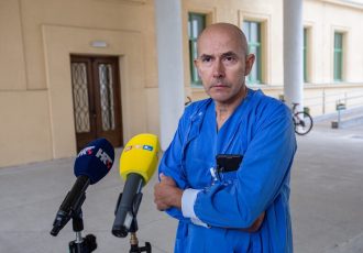 Operirana djelatnica ozlijeđena u napadu u zagrebačkoj školi