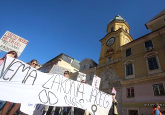Rijeka: Održan Hod za slobodu pod sloganom „Naš izbor, naš Zakon!”