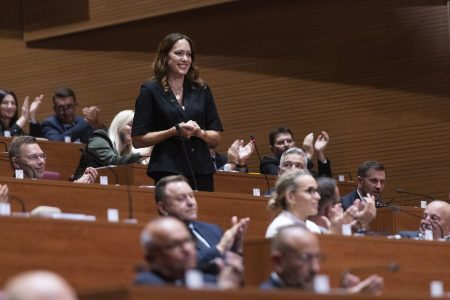 Promjene u Saboru: prisegnula HDZ-ova Marija Vrhovski, stiže i Marko Krička