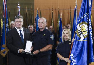 Milanović odlikovao 241 pripadnika MUP-a: Priznanja ste dobili od onih koji znaju što je ovaj posao