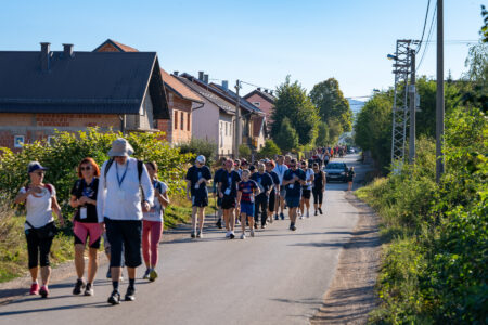 Više od 1.500 hodača iz 26 zemalja prošlo Putevima Tesle i Starčevića u Lici