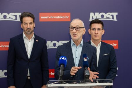 Most želi pravo na pitku vodu unijeti u Ustav Hrvatske