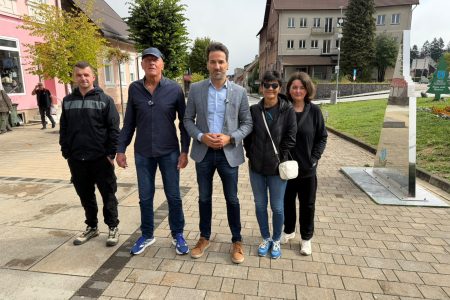 Miletić: Romi prijete smrću predsjedniku mjesnog odbora Brod na Kupi jer upozorava da se se događa devastacija prirode i okoliša!