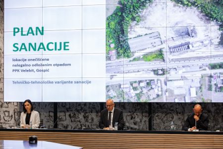Sanacija 33.000 tona zakopanog otpada u Gospiću trajat će do 13 mjeseci