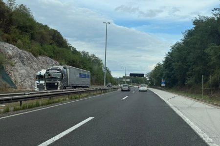 Bura stvara probleme na A1 i Jadranskoj magistrali