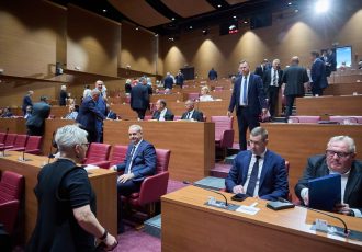 Pred Saborom veliki paket promjena: otpad, porezi i braniteljske mirovine