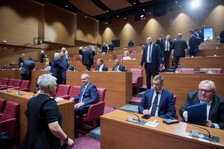 Pred Saborom veliki paket promjena: otpad, porezi i braniteljske mirovine