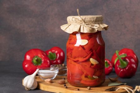 Kisele paprike za zimnicu: Provjeren recept bez konzervansa, evo koliko octa ide