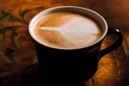 Koliko kave je previše? Stručnjaci otkrili granicu koju ne biste trebali prelaziti