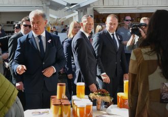 Ministar Vlajčić na 28. izdanju manifestacije „Jesen u Lici” poručio da Lika ne smije biti definirana problemom ilegalnog otpada