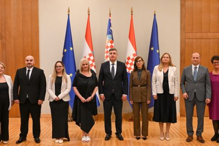 Prva gimnazija Varaždin kod Milanovića na Svjetski dan učitelja