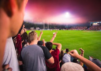 Utrčao na teren zbog selfija, a sada pet godina ne smije na stadion