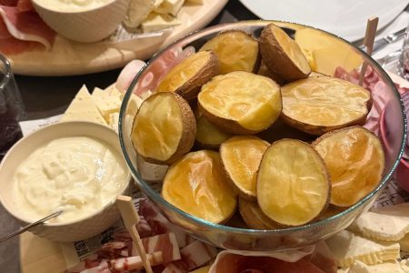 Ličke pole iz pećnice: Tradicionalni recept za savršeno pečen krumpir