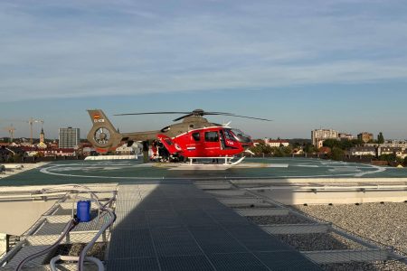 Prvo slijetanje helikoptera na krov varaždinske bolnice